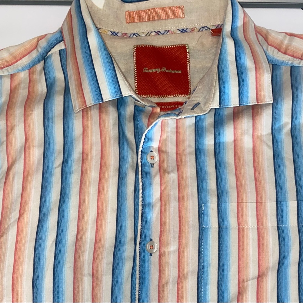 Tommy Bahama Button Down
